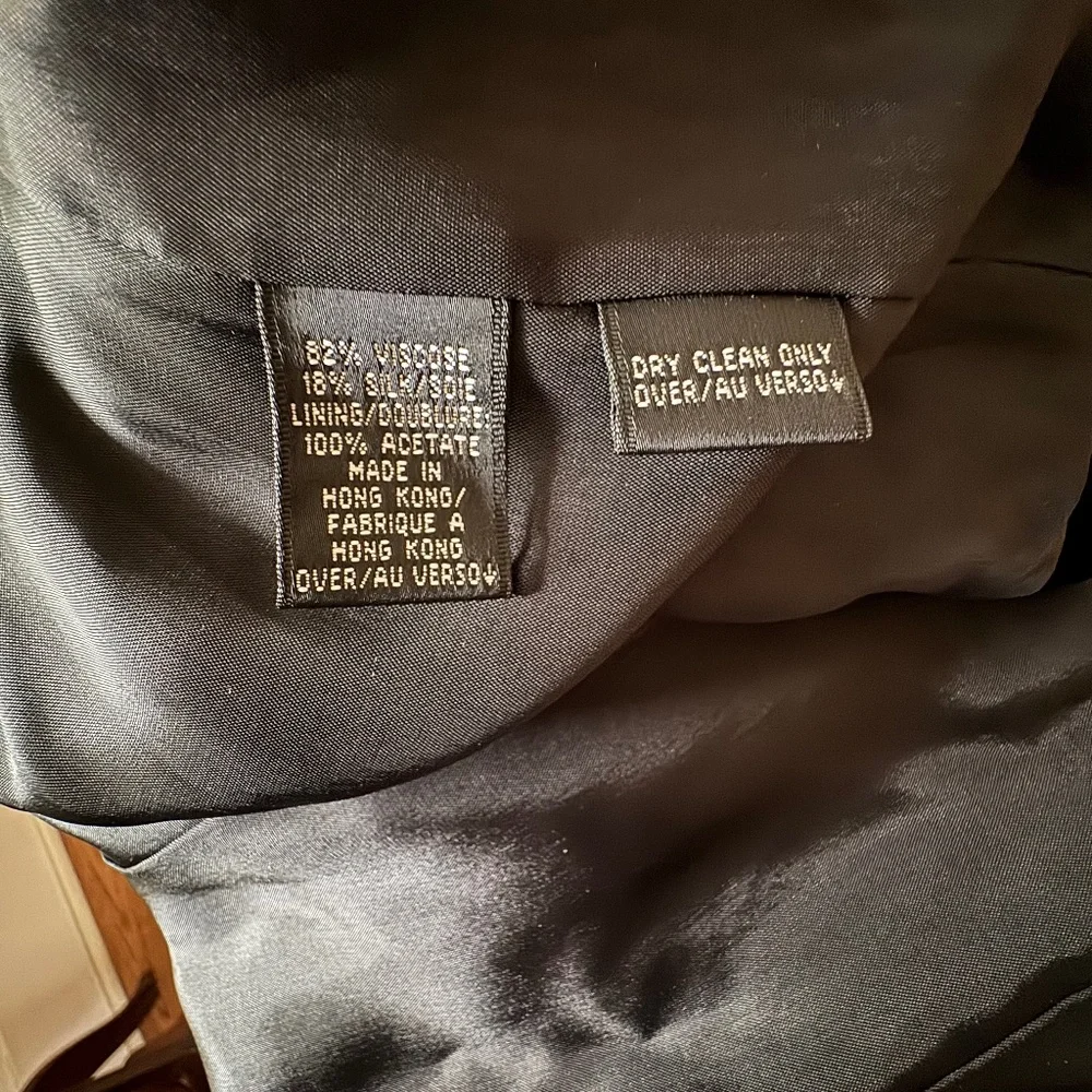 Dana Buchman Velvet Jacket Sz 4 - Picture 9 of 10